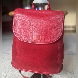 Coach Vintage Berkeley Convertible
Backpack 9016 Red Leather and Suede Ruff
Out